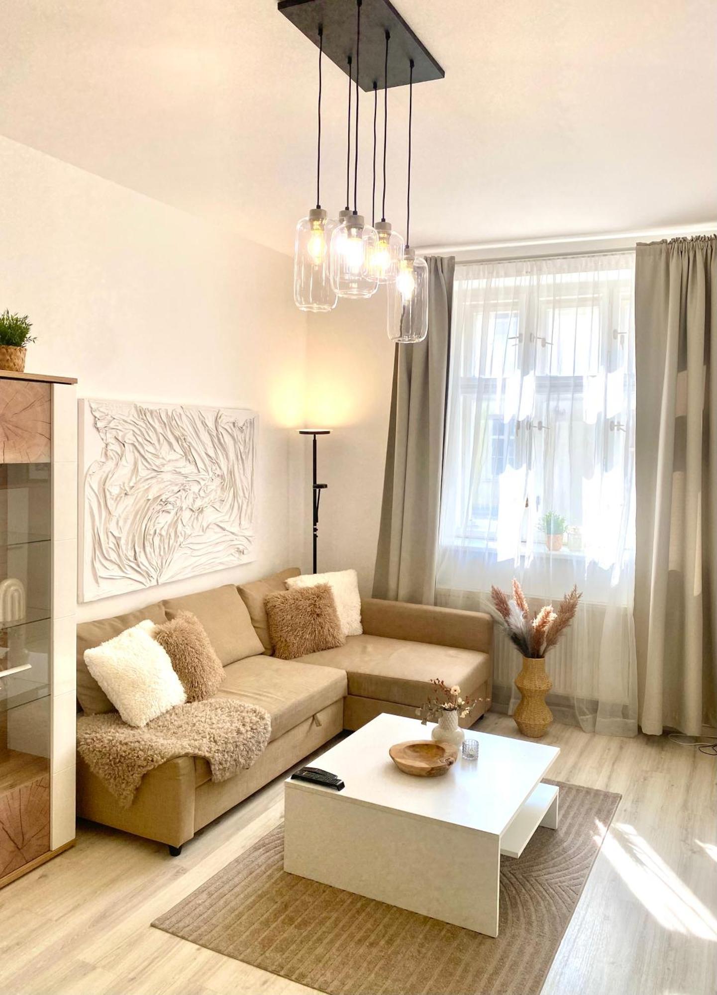 James Bond Apartment Old Town Bratislava Esterno foto
